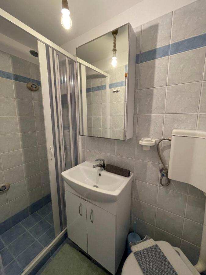 דירות פלאקה Erginas Boat House מראה חיצוני תמונה
